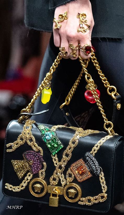 versace sales 2019